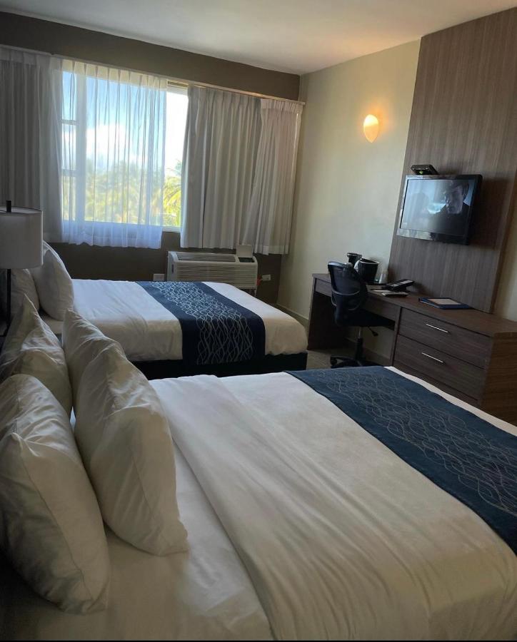 Comfort Inn & Suites Levittown Luaran gambar