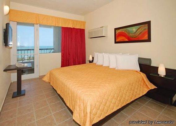 Comfort Inn & Suites Levittown Bilik gambar